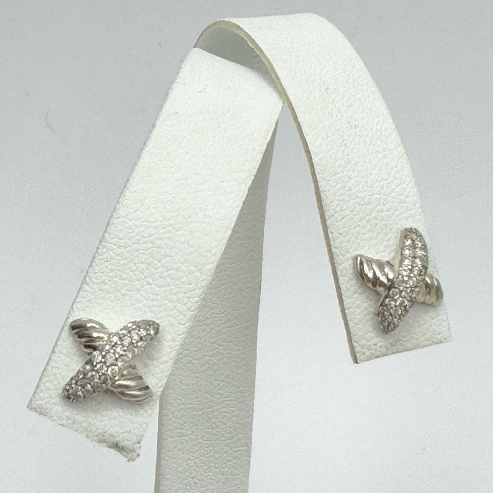 David Yurman Petite X Stud Earrings With Diamonds - Picture 2 of 7